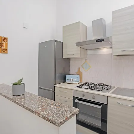Apartamento Carrubi Vista Mare- 2 Minuti Dalla Tertenìa